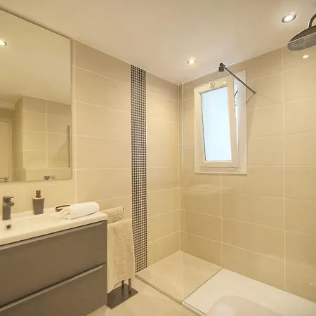 Palace - Ultra Center - 2 Min Sea - Vca *