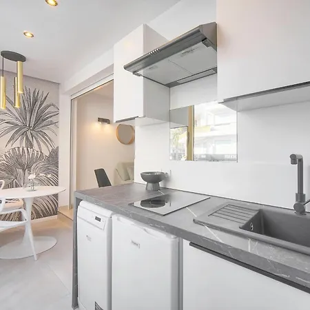 Palace - Ultra Center - 2 Min Sea - Vca