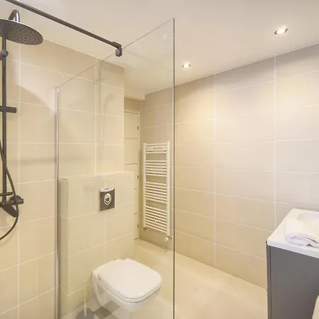 Διαμέρισμα Palais - Ultra Center - 2 Min Sea - Vca